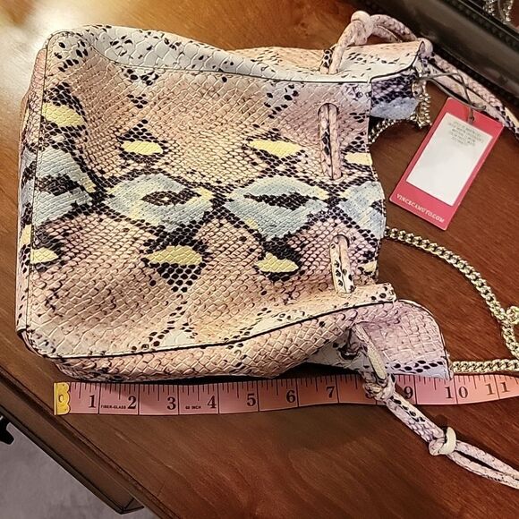 NWT Vince Camuto pastel snakeskin purse - Picture 5 of 15
